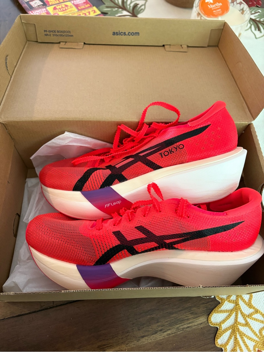 ASICS Metaspeed Sky Tokyo - Picture 2 of 7